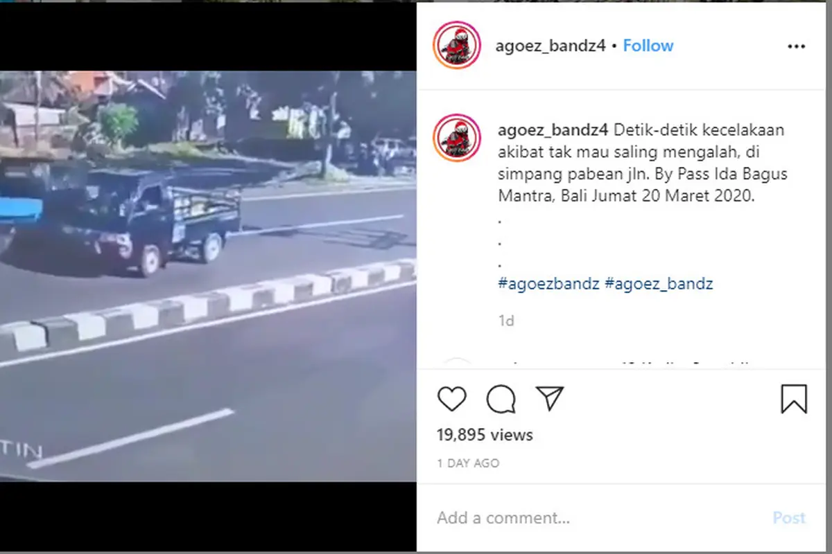Karena tak mau mengalah, dua mobil pikap megalami kecelakaan di Simpang Pabean, Bali. Terekam kamera Closed-circuit television (CCTV), kejadian tersebut dibagikan akun Instagram @agoez_bandz4.