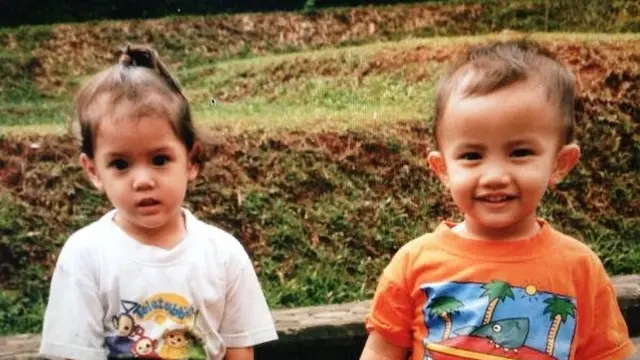 6 Potret Lawas Masa Kecil Al, El, Dul Bareng Saudara Sepupu, Kompak Sedari Dulu