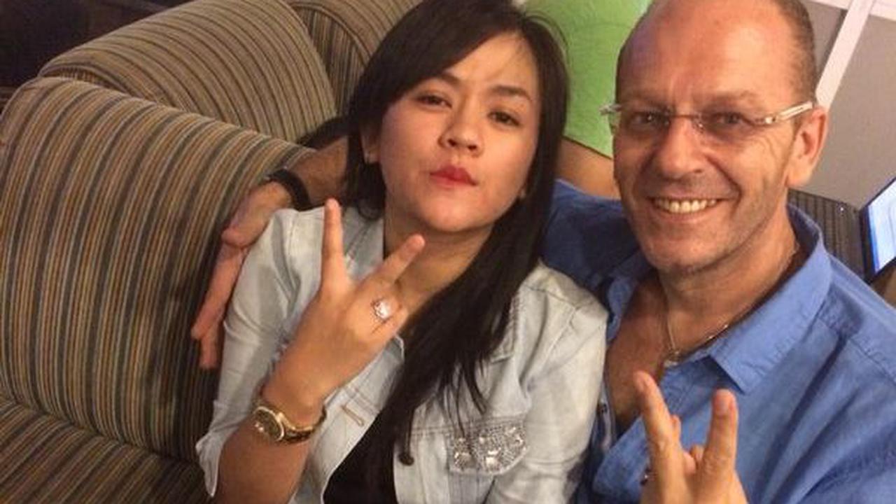 Cerai dari Daus Mini, Yunita Lestari Didekati Bule asal Inggris