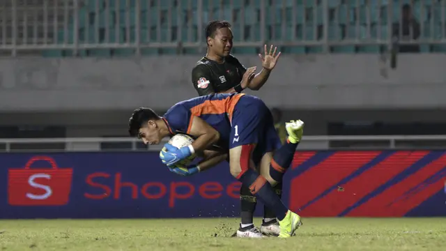 Tira Persikabo Vs Borneo FC