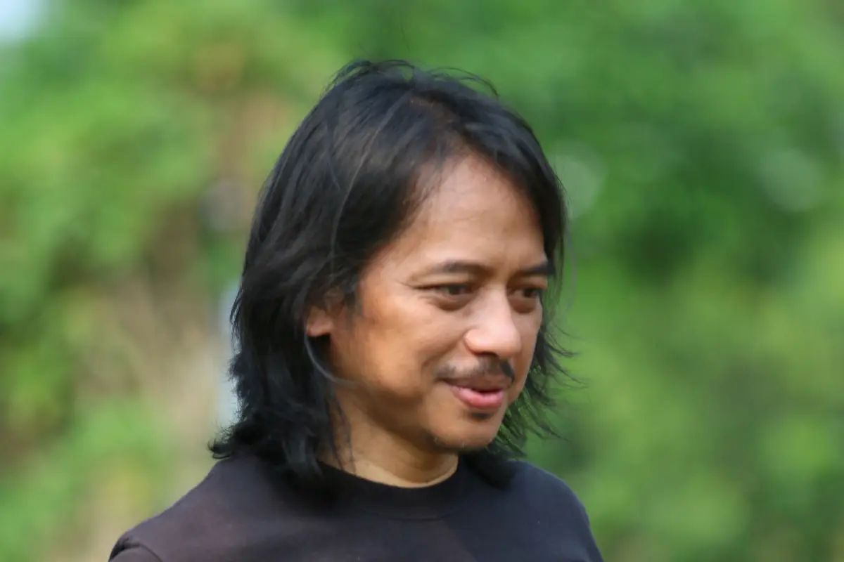 Dewa Budjana