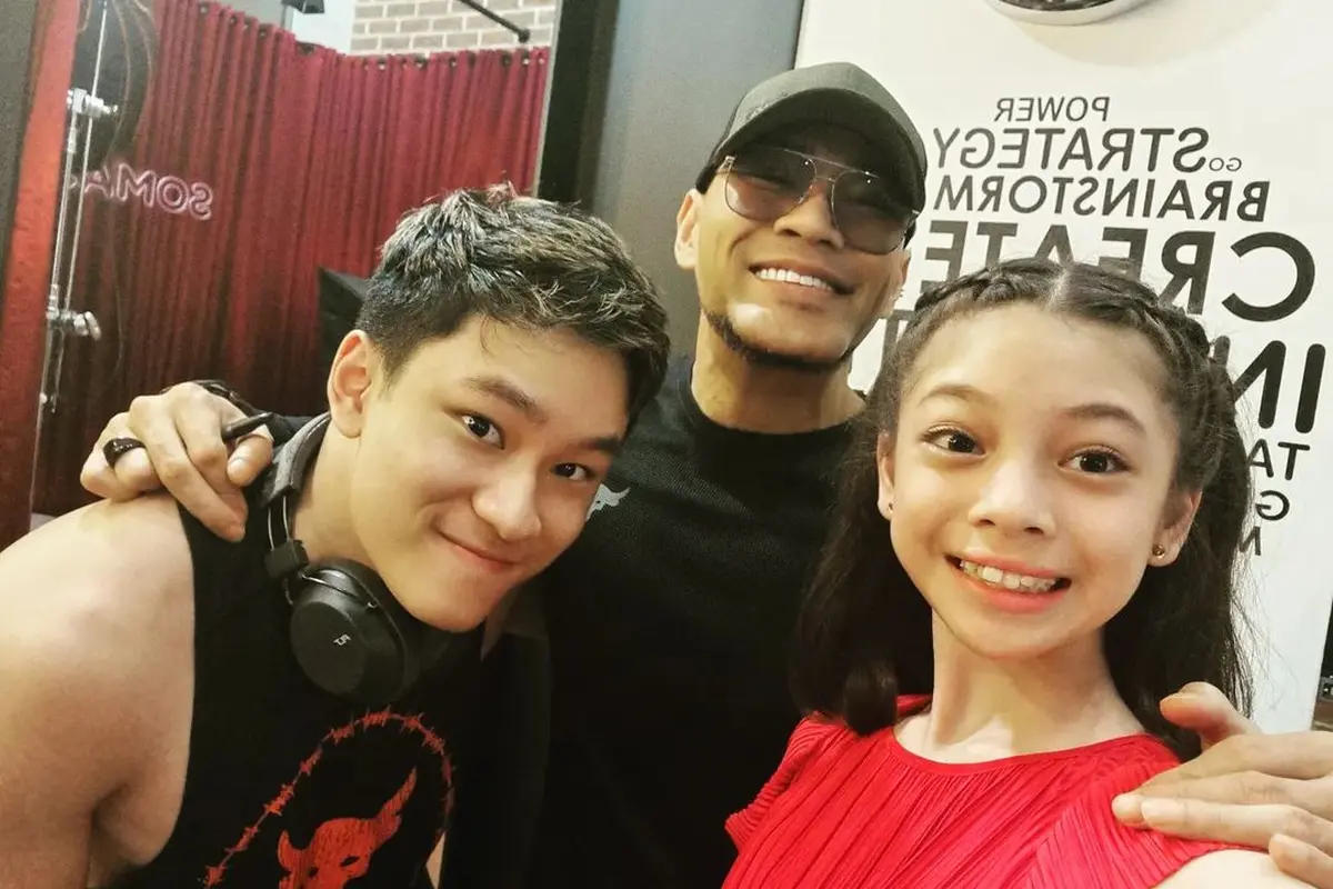 [Fimela] Azka Corbuzier dan Nada Tarina Putri