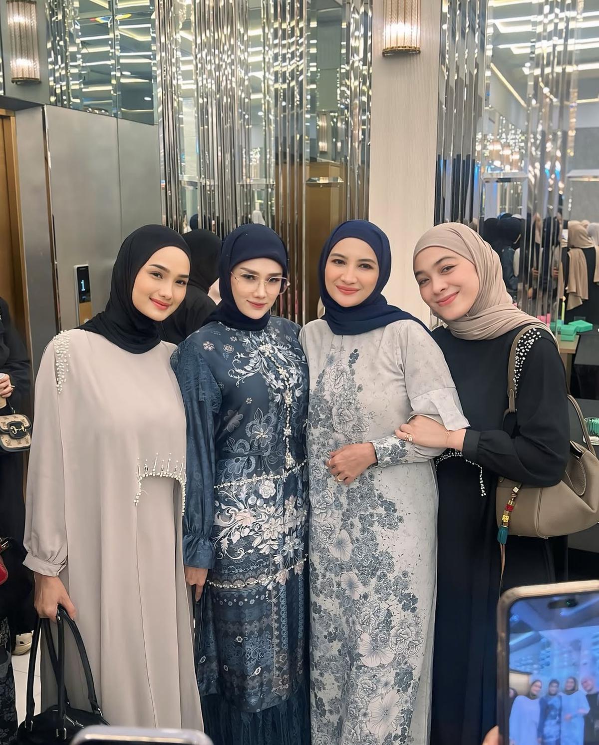 7 Potret Faby Marcelia Bareng Sederet Seleb Berhijab, Senang Bisa Kumpul dengan Circle Positif
