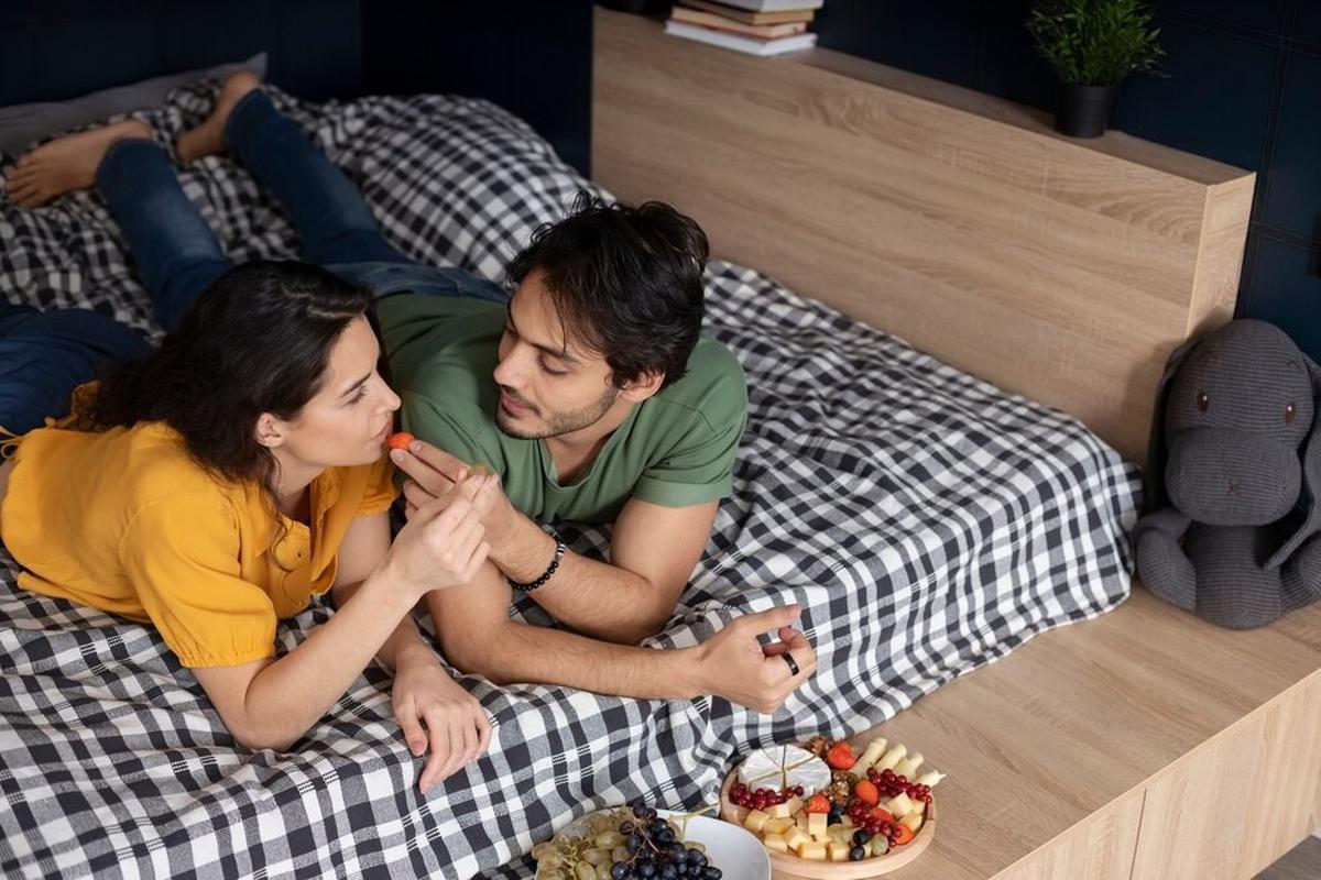 Ilustrasi Pasangan Romantis