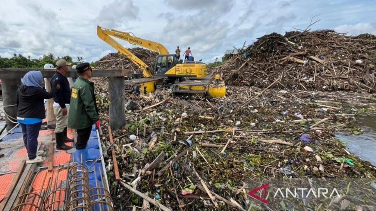 DLH Banjarmasin Genjot Penanganan Sampah Pasca Banjir, Volume Sampah Meningkat Signifikan
