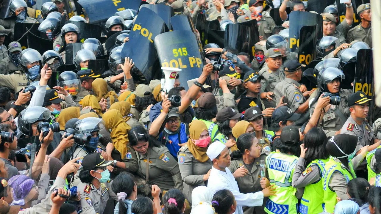 20160411-Penertiban Pasar Ikan-Jakarta