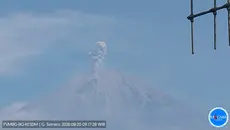 Gunung Semeru Erupsi Berentet Kamis Pagi, Kolom Abu Capai 1.100 Meter