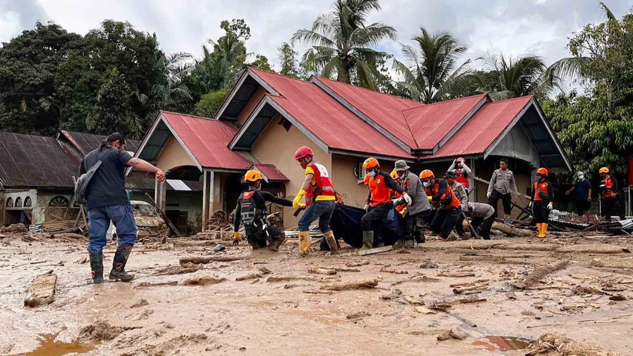 Bareskrim Polri Turun Tangan, Usut Asal-Usul Kayu Gelondongan di Banjir Sumatra