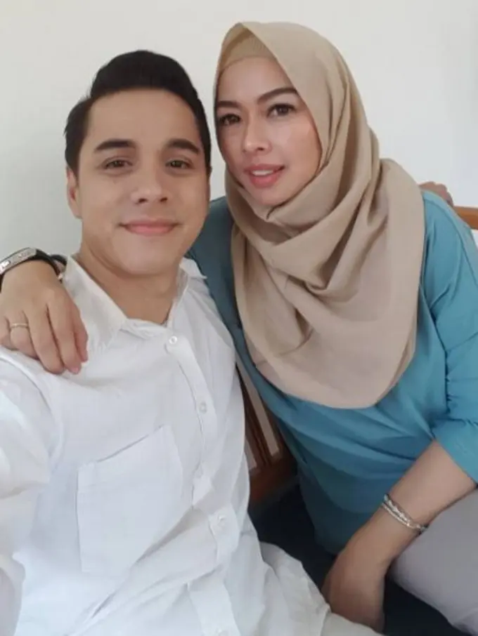 [Bintang] Rionaldo Stokhorst dan Aureli Beata Schulz