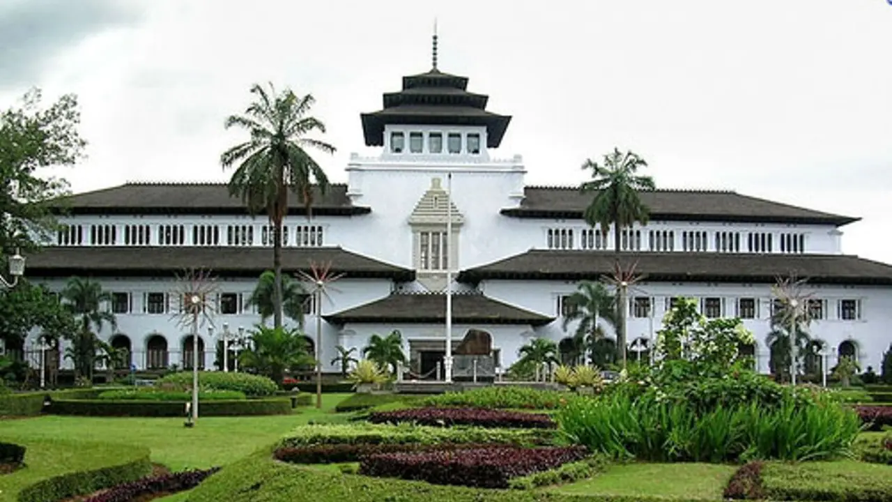 5 Destinasi di Bandung yang Layak Diabadikan di Media Sosial