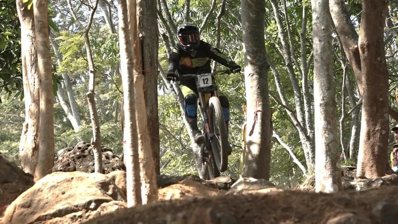 76 Indonesian Downhill 2022 - Ternadi Bike Park -  Balap Sepeda Gunung