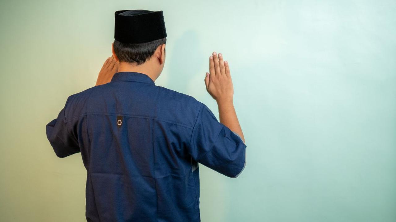 Tata Cara Sholat Dzuhur