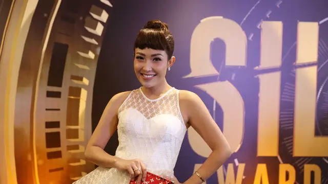 [Bintang] Ayu Dewi