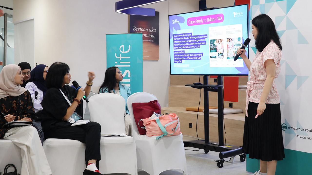 Strategi Penguatan Finansial dan Pemasaran Berkelanjutan Bagi Perempuan Wirausaha