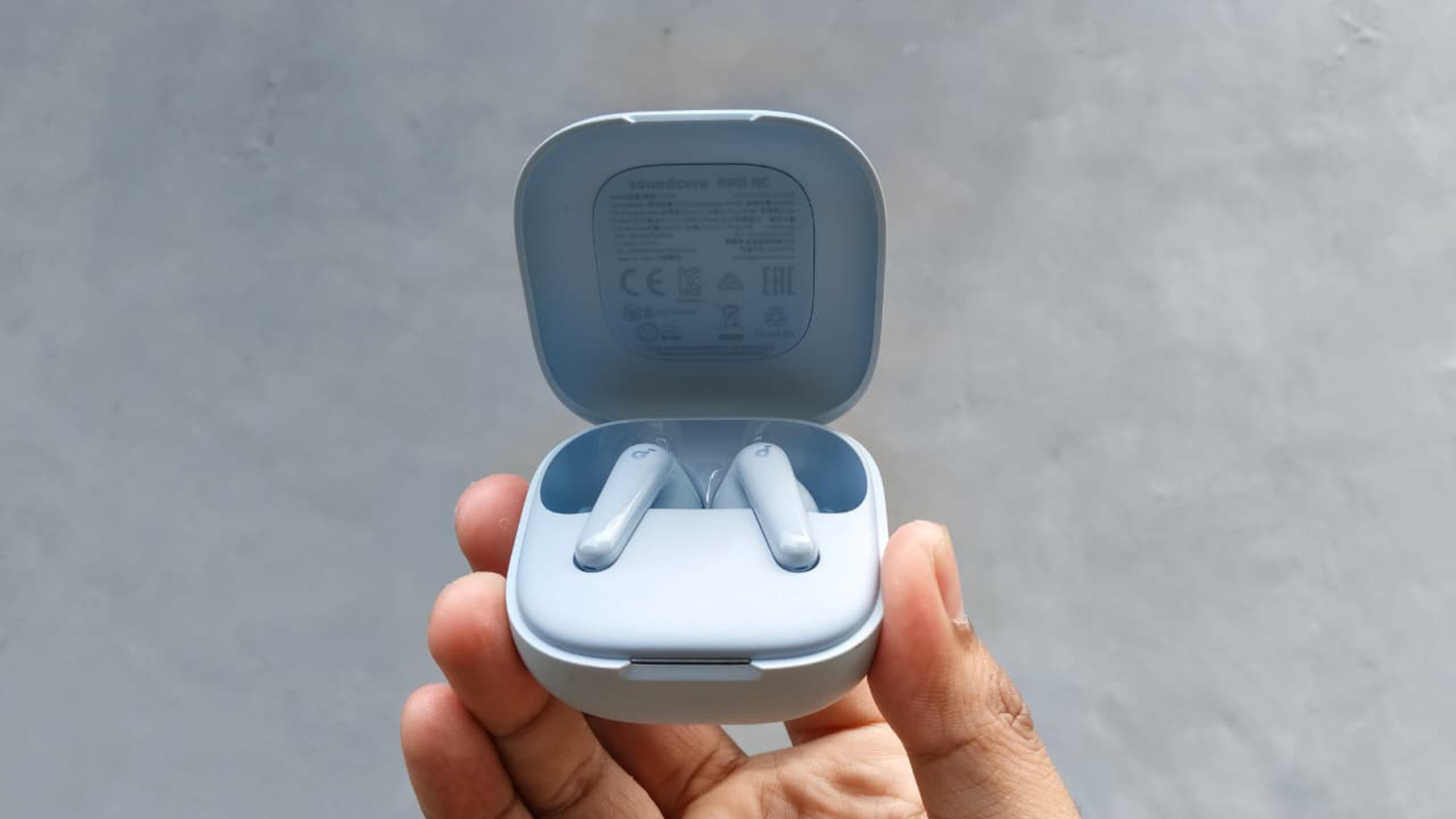 Review Soundcore R60i NC, TWS ANC Adaptif dengan Audio Spasial Rp 500 ...