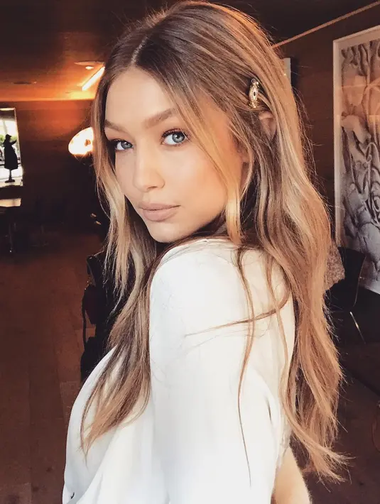Gigi Hadid pun terang-terangan mengaku sebagai seorang Muslim. (instagram/gigihadid)