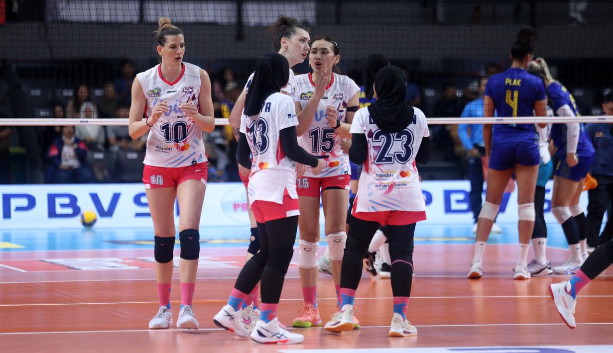 Sebaliknya, kekalahan tersebut membuat Jakarta Livin Mandiri kembali gagal meraih poin dan menelan hasil negatif kedua secara beruntun pada seri ini. (Dok. PBVSI)