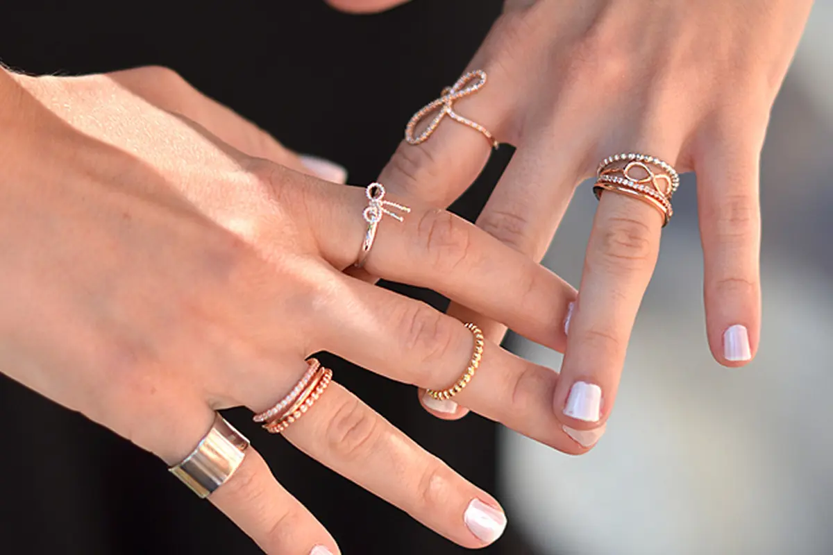 Rings stacking