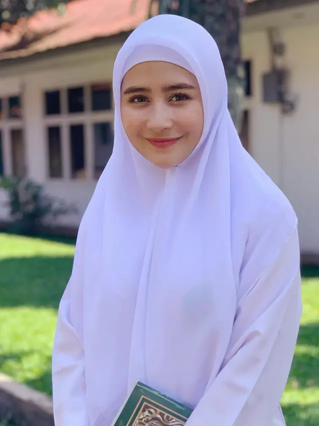 [Fimela] Prilly Latuconsina