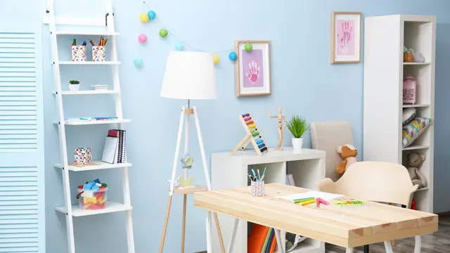 Ilustrasi ruang belajar di rumah/Shutterstock.