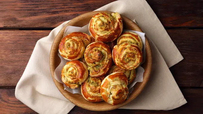 Resep Pizza Roll Simple 4 Bahan