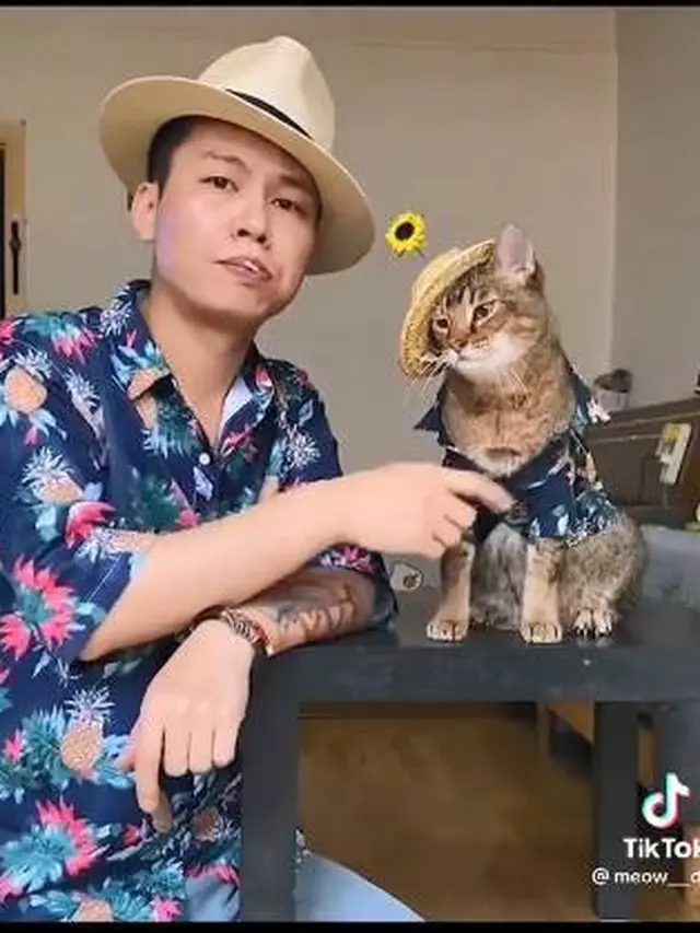 7 Gaya Keren Majikan dan Kucing Saat Tampil Kompak Ini Menggemaskan