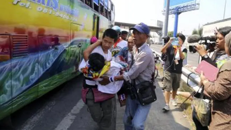 Pria Bersenjata Tembaki Demonstran Bangkok, 1 Tewas 4 Luka