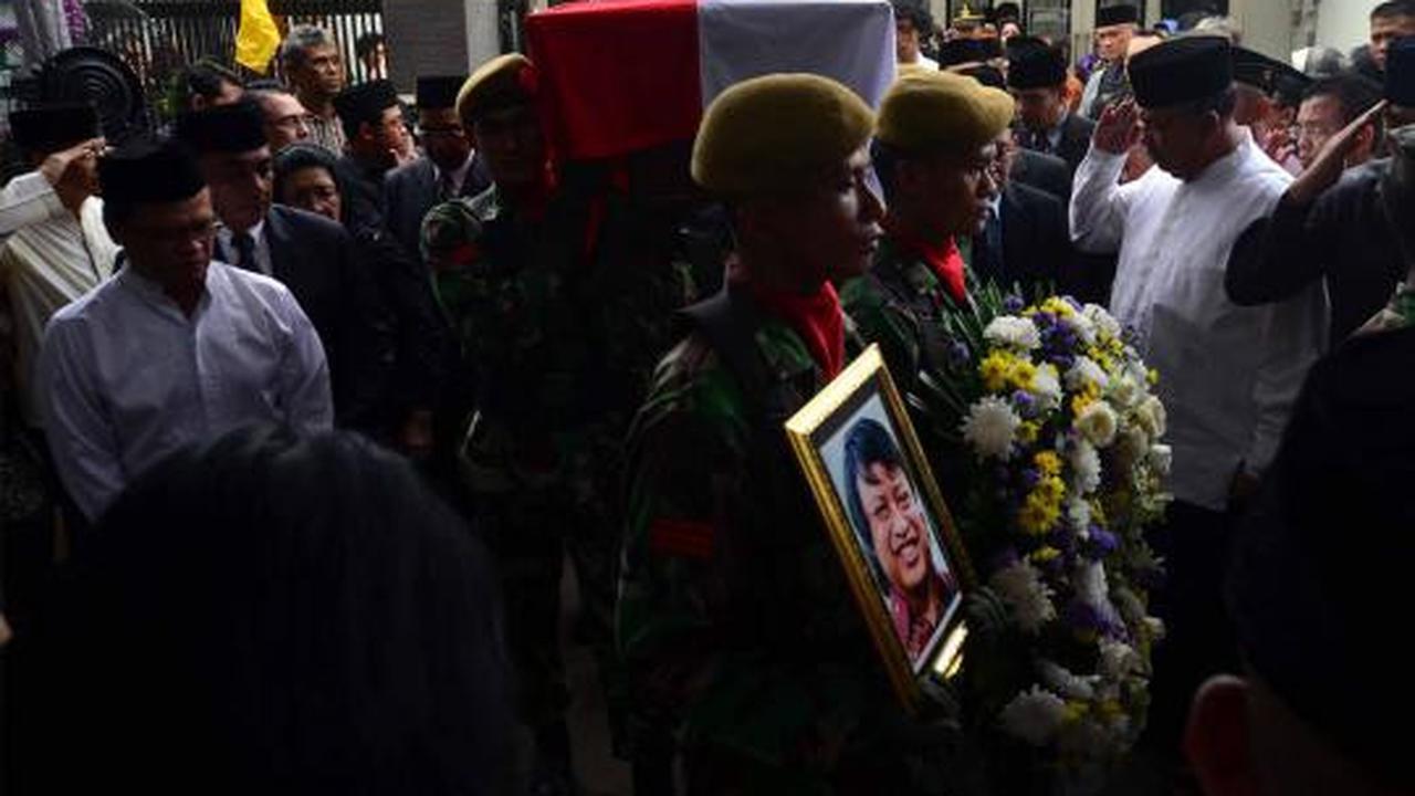 Presiden SBY  melayat  jenazah Wamen ESDM  Widjajono 