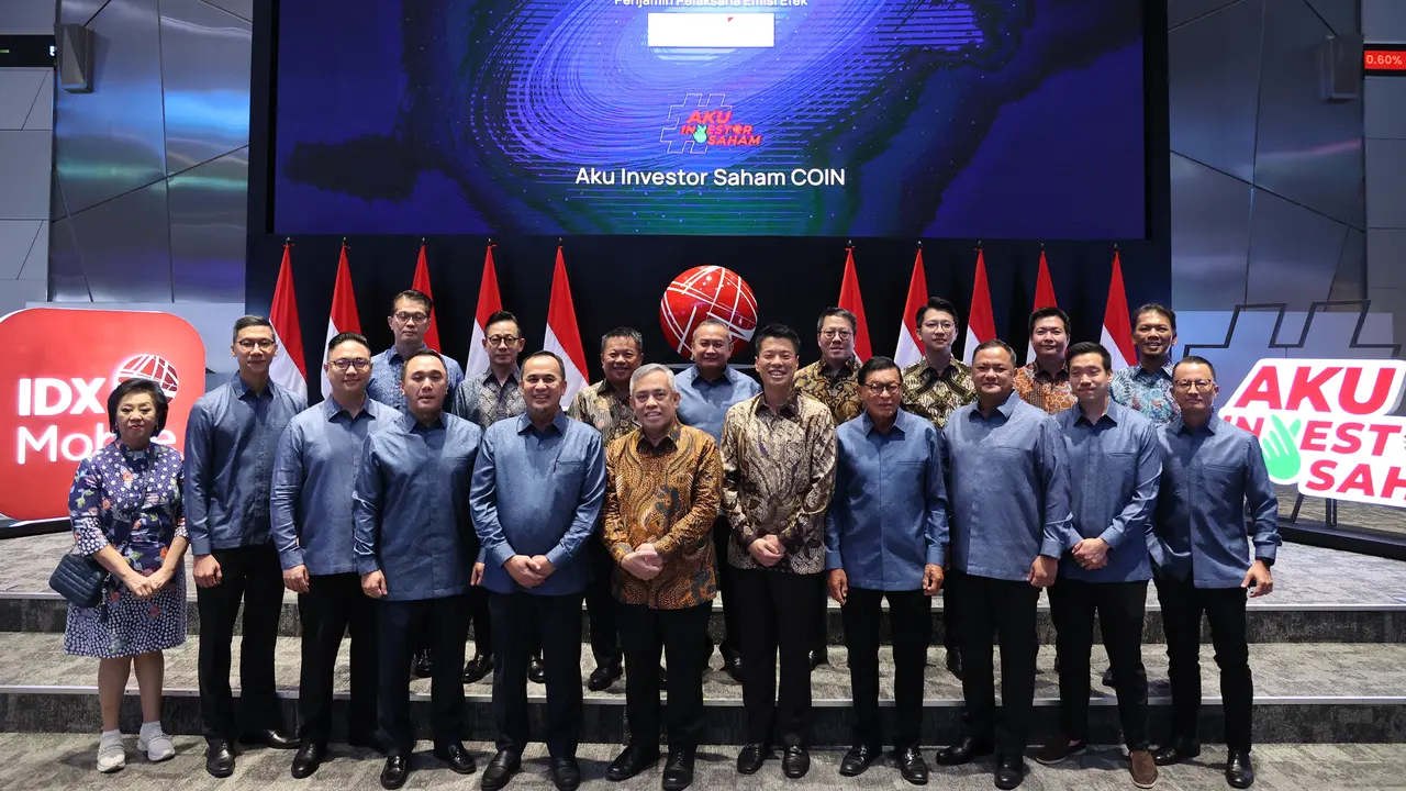 Pencatatan perdana saham PT Indokripto Koin Semesta Tbk (COIN), Rabu (9/7/2025). (Foto: BEI)