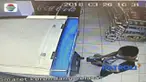 Aksi pembobolan ATM (Anjungan Tunai Mandiri) nasabah dengan modus mengganjal slot kartu ATM terekam kamera pengawas (CCTV) di sebuah minimarket di Tambora, Jakarta Barat.