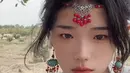 Huiran jadi viral di Douyin atau TikTok versi China karena keunikannya. Pesona cantiknya berhasil memikat warganet yang melihat keunikan dirinya. (Foto: Douyin)