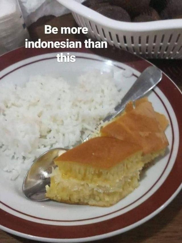 Enggak Habis Pikir, 6 Potret Nasi Lauk Kue dan Roti Ini Bikin Geleng Kepala