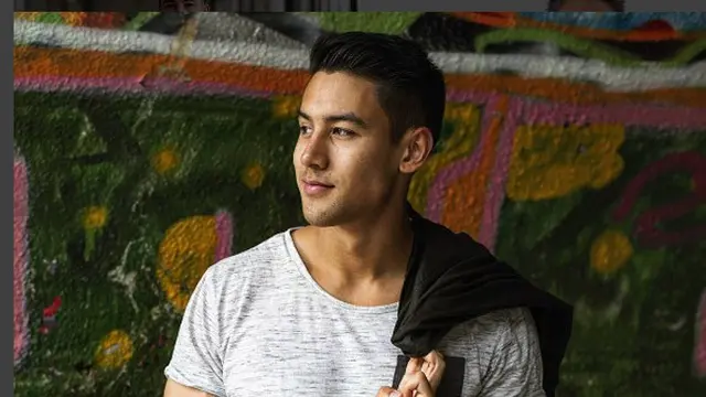Selain Ganteng, 6 Fakta Bobby Ida yang Membuatmu Makin Kagum