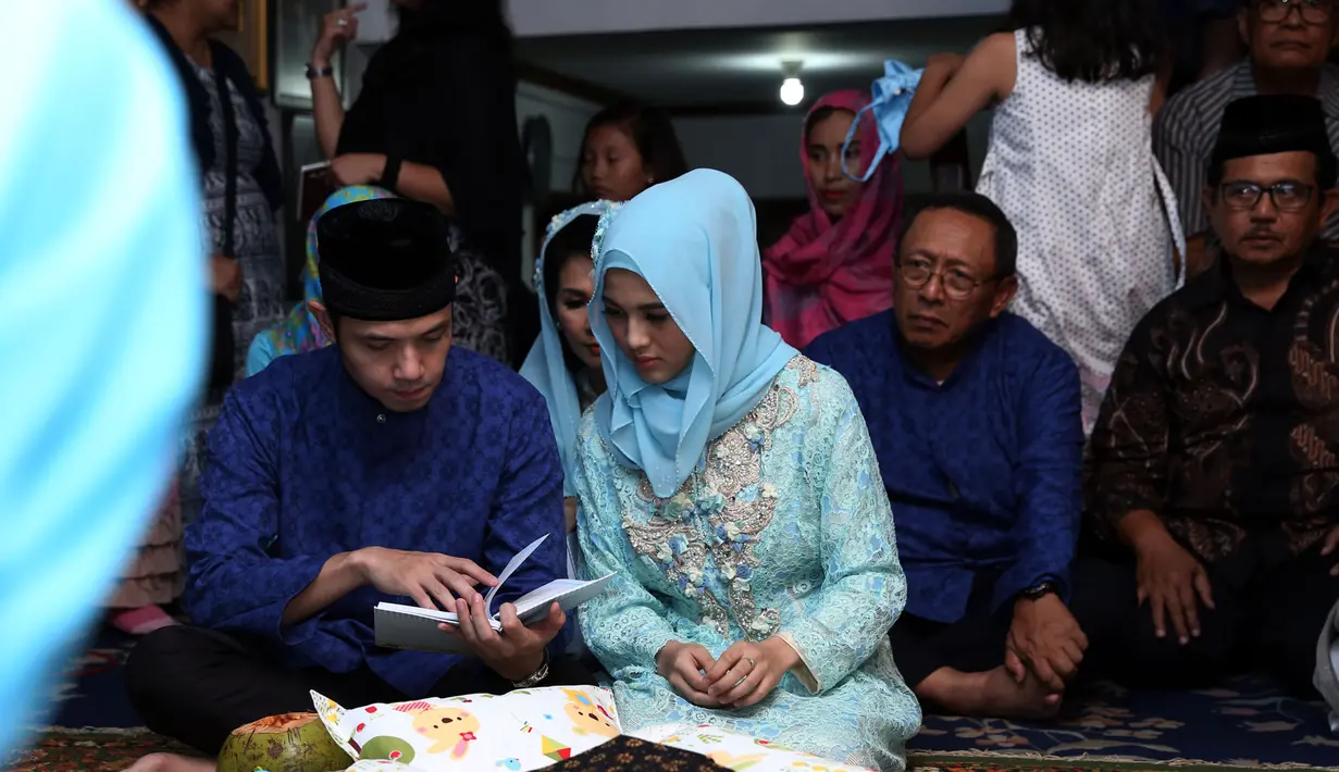  Dude Harlino & Alyssa Soebandono