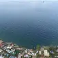 Kawasan Desa Kawasi dan pantainya di Pulau Obi, Halmahera Selatan, Maluku Utara, Minggu (26/3/2023). (Dok Harita Nickel)