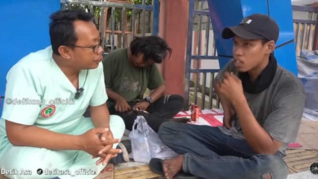 Kisah Tukang Rongsok Berhati Mulia Nikahi Wanita ODGJ