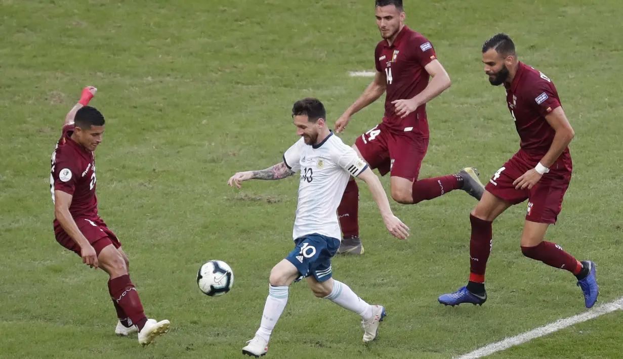 Lionel Messi masih belum menunjukkan performa terbaiknya di sepanjang gelaran Copa America 2019. (AP/Silvia Izquierdo)
