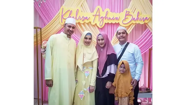 Doa dan harapan juga dipanjatkan dari para rekan untuk sang anak agar kelak jadi orang yang berguna.