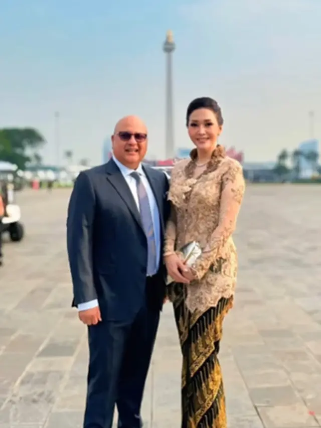 Model Batik Maia Estianty di Berbagai Acara