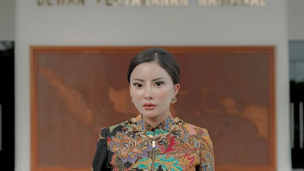 Selebgram Ayu Aulia