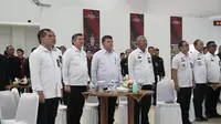 Direktur Jenderal Pemasyarakatan (Dirjenpas) Reynhard Silitonga bersama Kepala BNPT Komjen Pol. Rycko Amelza Dahniel meninjau Lembaga Pemasyarakatan (Lapas) yang berada di Pulau Nusakambangan, Sabtu (11/11/2023). (Ist)