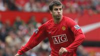 Gerard Pique saat membela Manchester United (Dailystar)