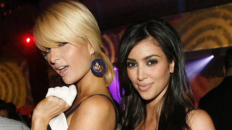 Kim Kardashian dan Paris Hilton (AP)