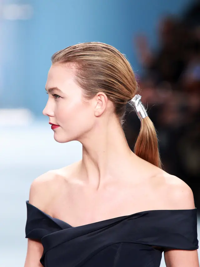 [Bintang] Membahayakan, Ternyata 2 Bahan Ikat Rambut Ini Tidak Baik untuk Kesehatan Rambut