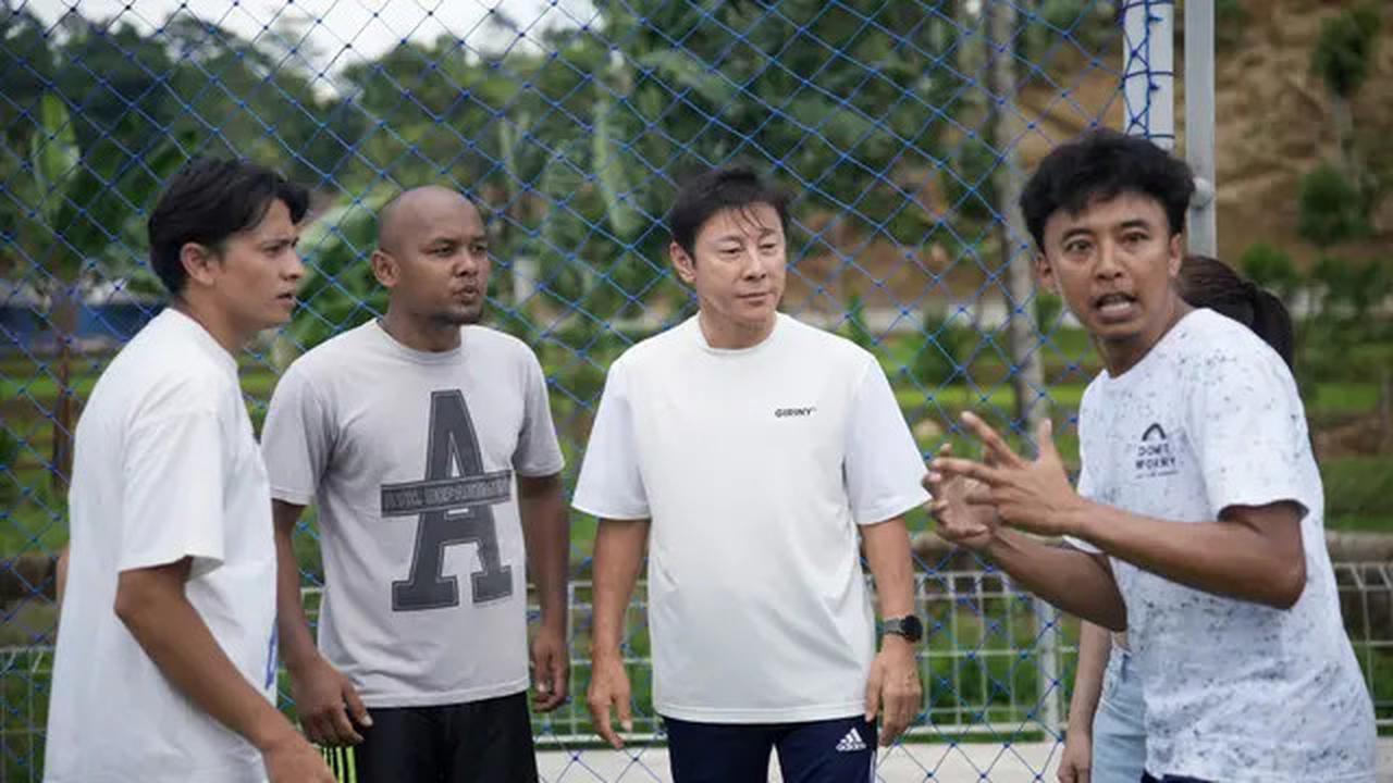 Shin Tae-yong, Cameo Inspiratif yang Membakar Semangat Tim Inferior di Film Ghost Soccer: Bola Mati