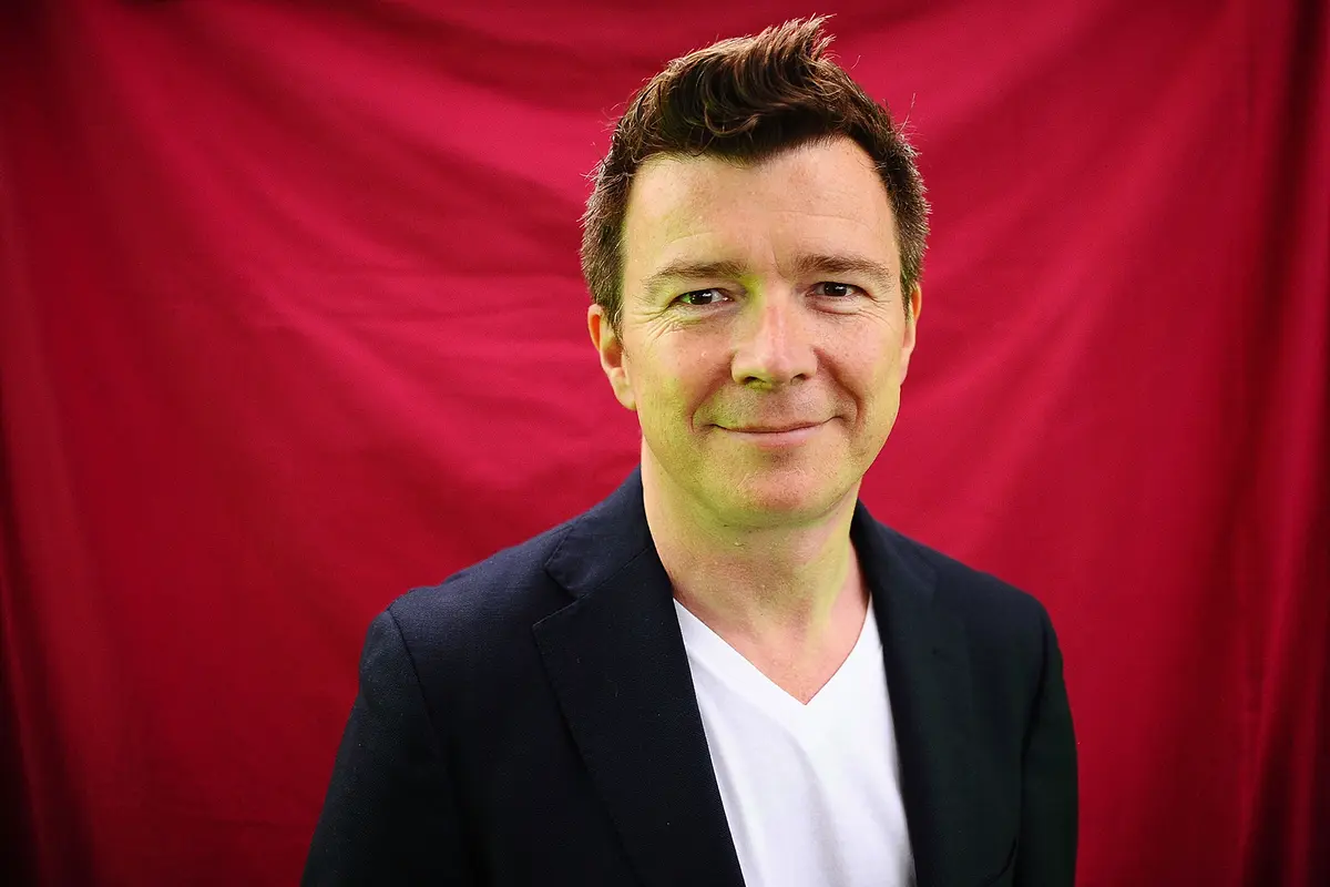 [Bintang] Rick Astley
