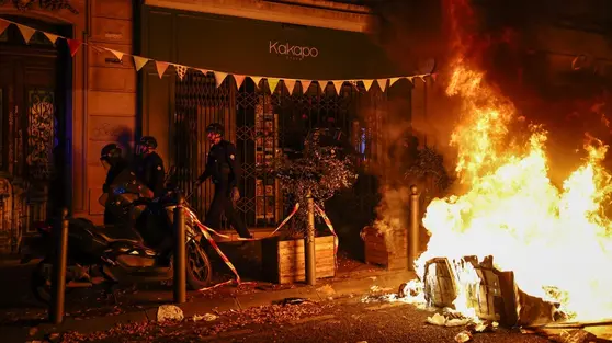 Demo di Prancis Berujung Bentrokan, Hampir 1.000 Orang Ditangkap