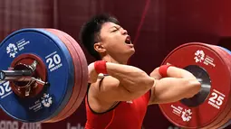 Rahmat Erwin Abdullah tampil di kelas 77 kg pada Asian Games 2018 lalu (ANTARA FOTO/INASGOC/Helmi Afandi/YU/18.)