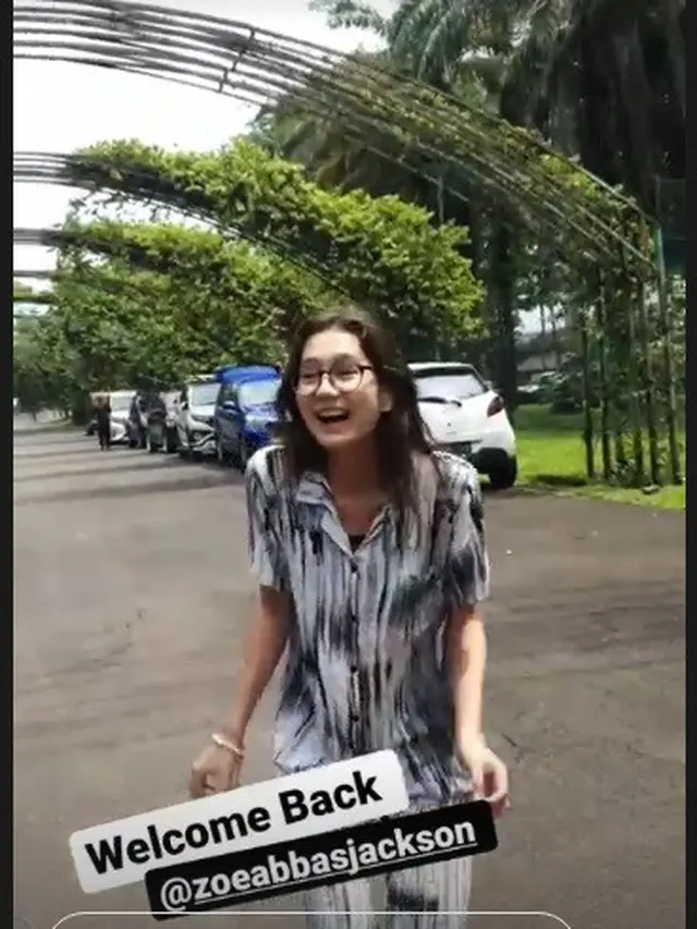 Cinta Brian dan Zoe Abbas Jackson Kembali ke Lokasi Syuting BHSI (Foto: Instagram/@purnamahendra121)