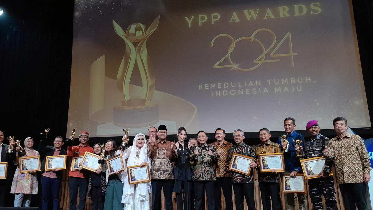 Rayakan HUT ke-9, YPP SCTV-Indosiar Soft Launching Aplikasi YPP Peduli dan Beri Penghargaan Mitra Peduli Sosial dan Kemanusiaan